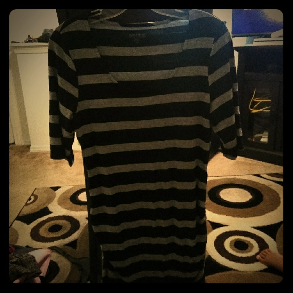 Black and Gray top